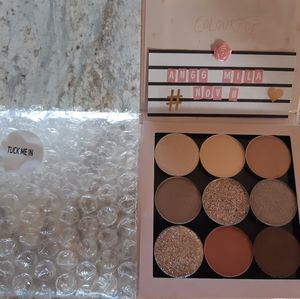 TUCK ME IN Colourpop Palette